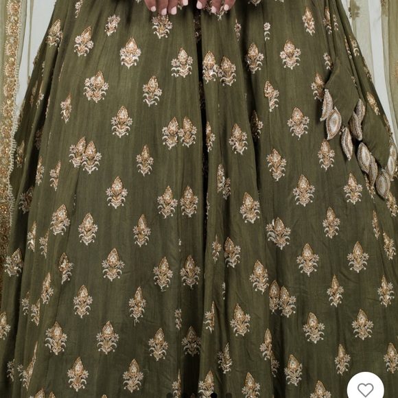 NWT Olive Grandiose Skirt from The Saree Room XS - Picture 4 of 8